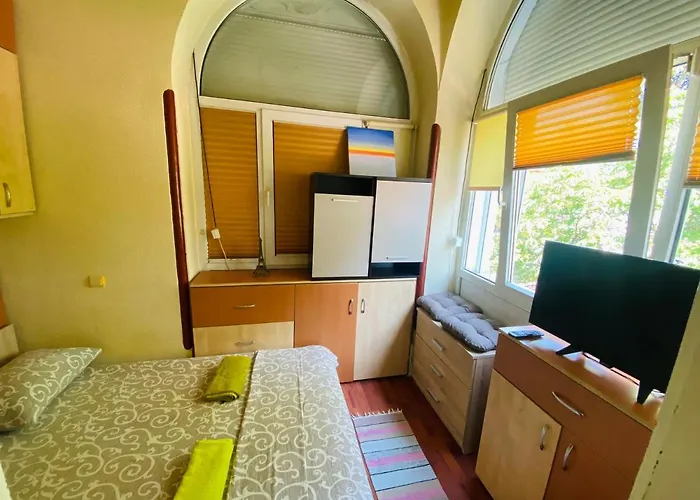 2 Bedrooms Apartament