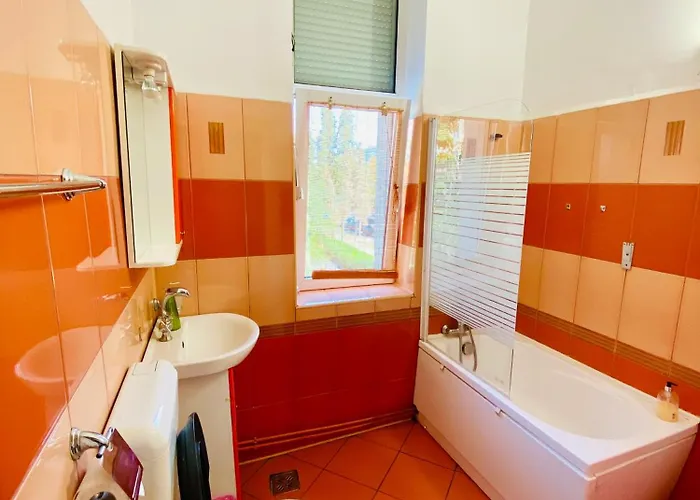 Apartment 2 Bedrooms